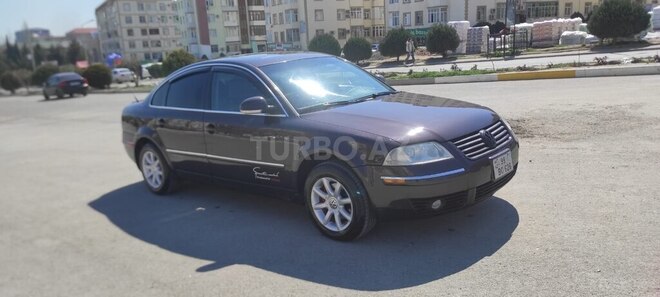 Volkswagen Passat 2004, 265,000 km - 1.8 l - Bakı