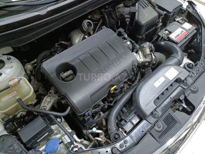 Kia Ceed 2010, 296,000 km - 1.6 l - Salyan