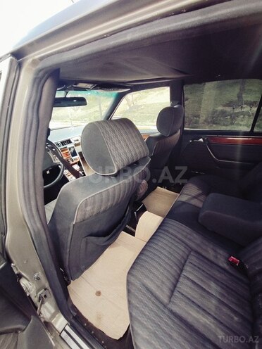 Mercedes E 300 1992, 333,333 km - 3.0 л - Bakı