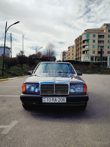 Mercedes E 300 1992, 333,333 km - 3.0 л - Bakı
