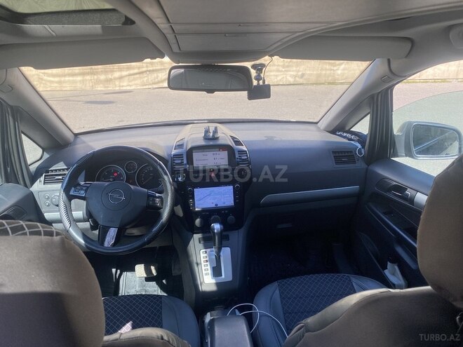 Opel Zafira 2010, 260,000 km - 1.9 l - Bakı
