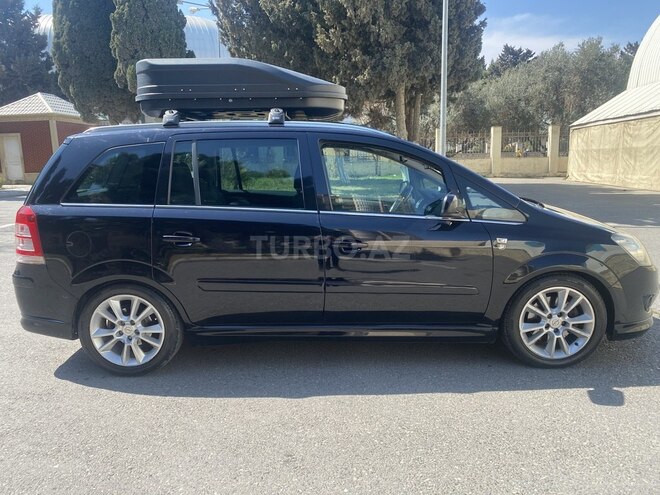 Opel Zafira 2010, 260,000 km - 1.9 l - Bakı