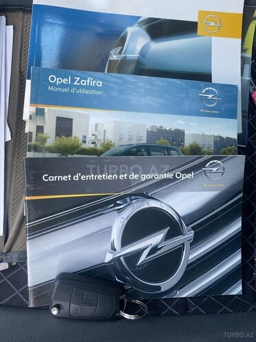 Opel Zafira 2010, 260,000 km - 1.9 l - Bakı
