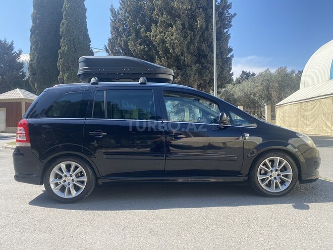 Opel Zafira 2010, 260,000 km - 1.9 l - Bakı
