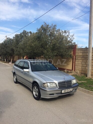 Mercedes C 220 2000, 380,000 km - 2.2 l - Bakı