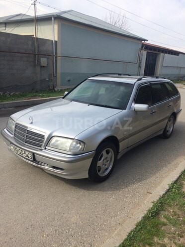 Mercedes C 220 2000, 380,000 km - 2.2 l - Bakı