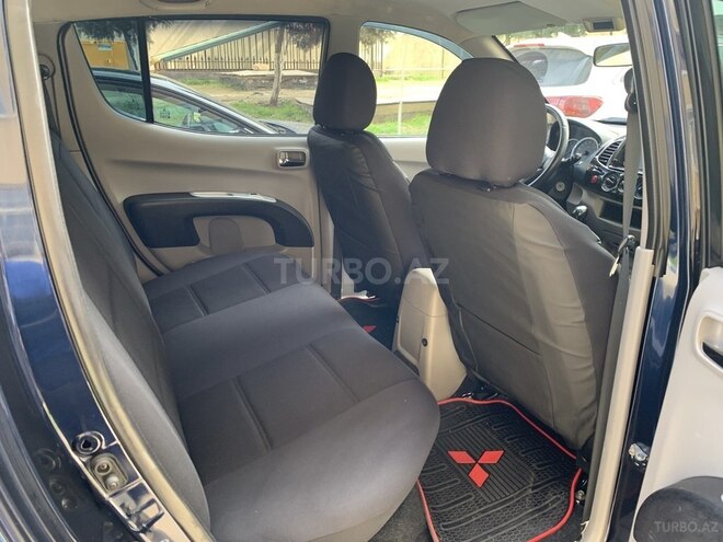 Mitsubishi L200 2013, 181,360 km - 2.5 l - Bakı