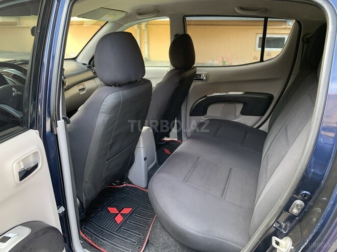 Mitsubishi L200 2013, 181,360 km - 2.5 l - Bakı
