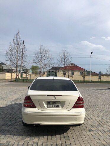 Mercedes C 180 2004, 380,000 km - 1.8 l - Ağdam