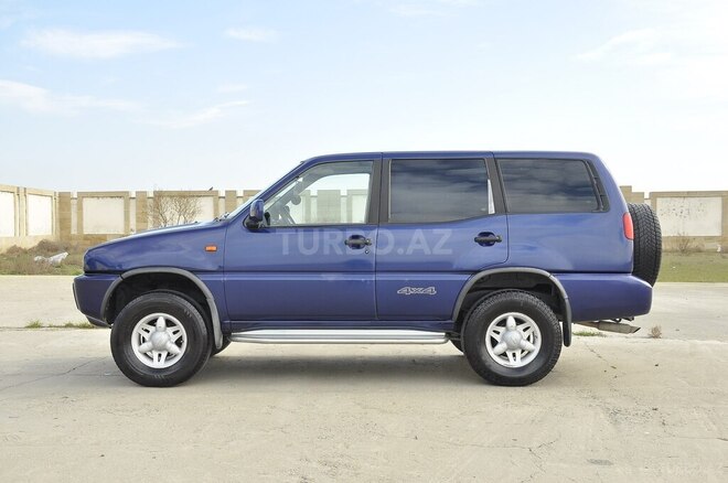 Nissan Terrano 1997, 338,000 km - 2.4 l - Bakı
