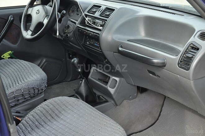 Nissan Terrano 1997, 338,000 km - 2.4 l - Bakı