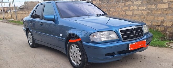Mercedes C 220 1998, 45,200 km - 2.2 l - Biləsuvar