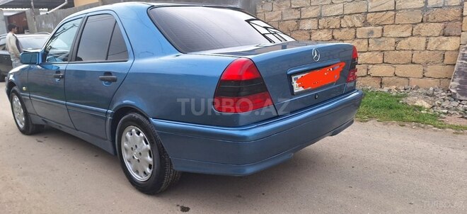Mercedes C 220 1998, 45,200 km - 2.2 l - Biləsuvar