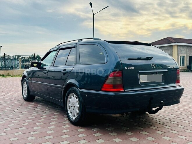 Mercedes C 220 2000, 312,000 km - 2.2 л - Sabirabad