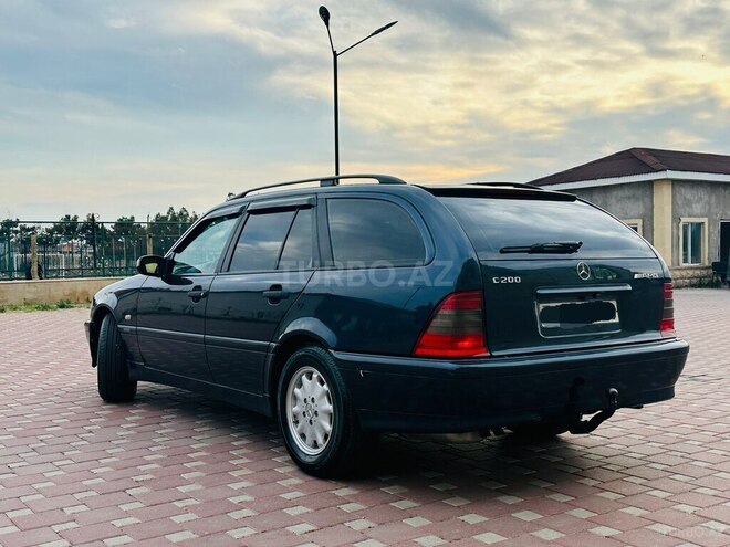 Mercedes C 220 2000, 312,000 km - 2.2 л - Sabirabad