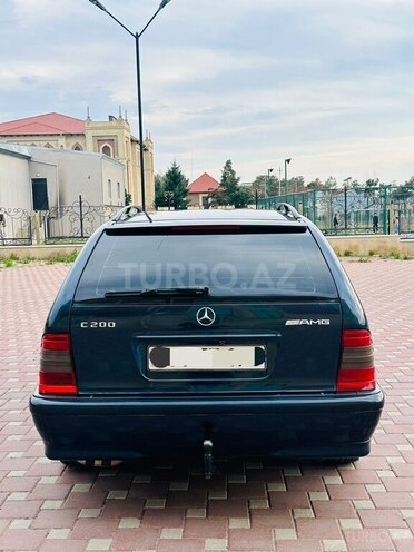 Mercedes C 220 2000, 312,000 km - 2.2 л - Sabirabad
