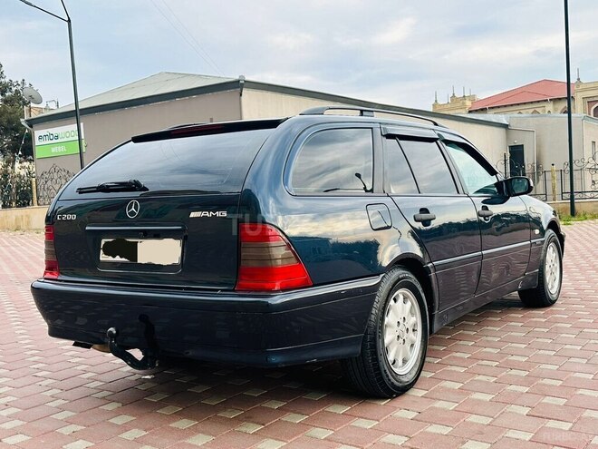 Mercedes C 220 2000, 312,000 km - 2.2 л - Sabirabad