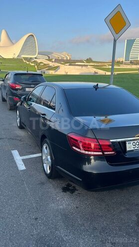 Mercedes E 220 2013, 285,000 km - 2.2 л - Bakı