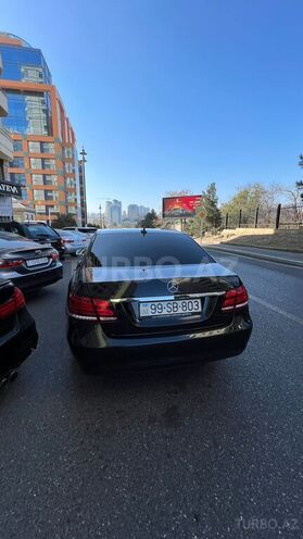 Mercedes E 220 2013, 285,000 km - 2.2 л - Bakı