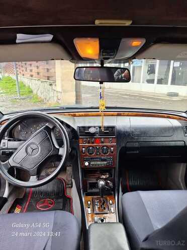 Mercedes C 180 1998, 370,000 km - 1.8 l - Qəbələ
