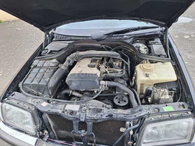 Mercedes C 180 1998, 370,000 km - 1.8 l - Qəbələ