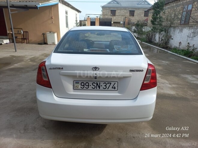 Daewoo Gentra 2013, 303,000 km - 1.5 l - Beyləqan