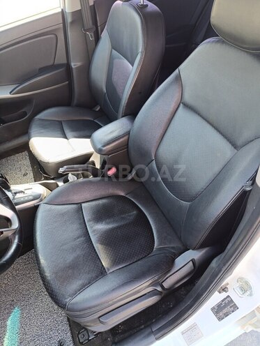 Hyundai Accent 2016, 113,000 km - 1.6 l - Bakı