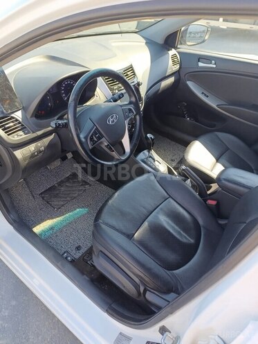 Hyundai Accent 2016, 113,000 km - 1.6 l - Bakı