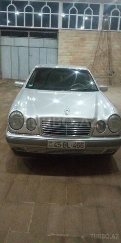 Mercedes E 240 1999, 226,354 km - 2.4 l - Şəmkir