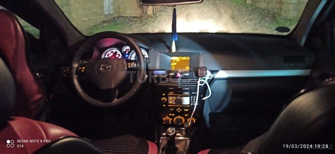 Opel Astra 2010, 180,000 km - 1.7 l - Sumqayıt
