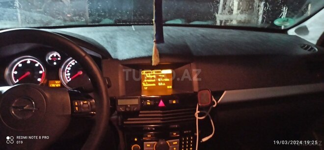 Opel Astra 2010, 180,000 km - 1.7 l - Sumqayıt