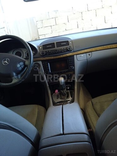 Mercedes E 350 2006, 184,000 km - 3.5 l - Sabirabad