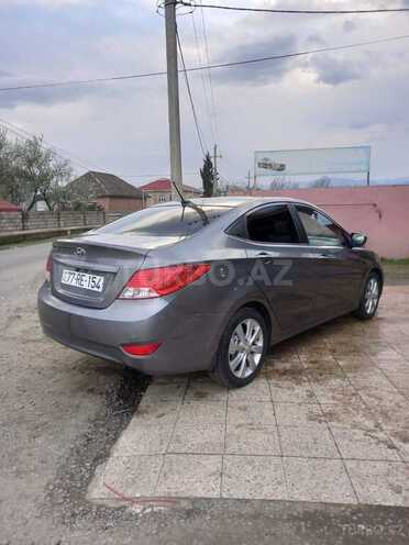 Hyundai Accent 2013, 243,011 km - 1.6 л - Lənkəran