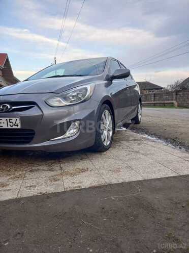 Hyundai Accent 2013, 243,011 km - 1.6 л - Lənkəran