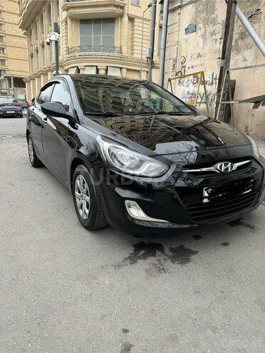 Hyundai Accent 2013, 232,400 km - 1.6 l - Bakı
