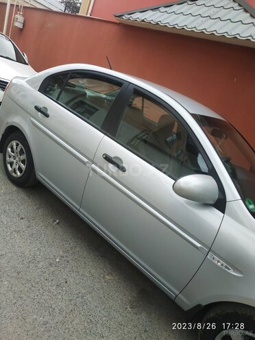 Hyundai Accent 2006, 180,000 km - 1.4 l - Bakı