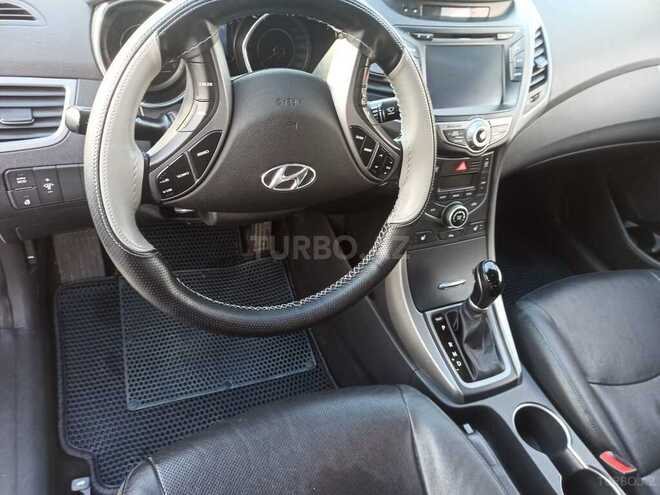 Hyundai Elantra 2015, 146,000 km - 1.6 l - Bakı