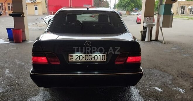 Mercedes E 220 1999, 230,750 km - 2.2 l - Bakı