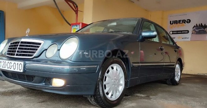 Mercedes E 220 1999, 230,750 km - 2.2 l - Bakı