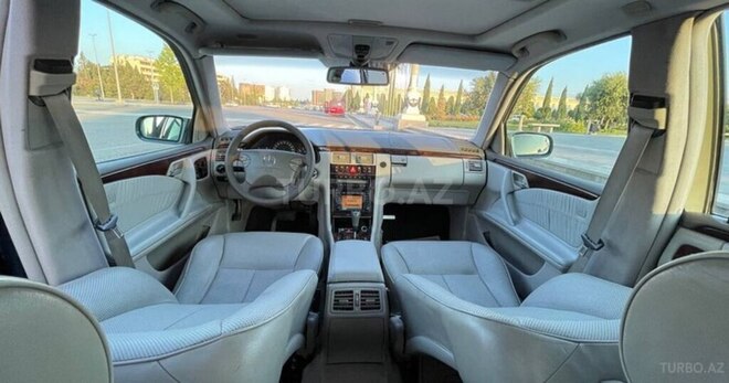 Mercedes E 220 1999, 230,750 km - 2.2 l - Bakı