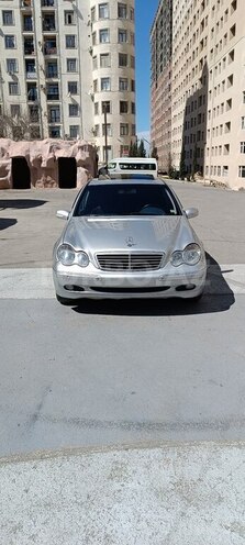 Mercedes C 240 2001, 233,303 km - 2.4 l - Bakı