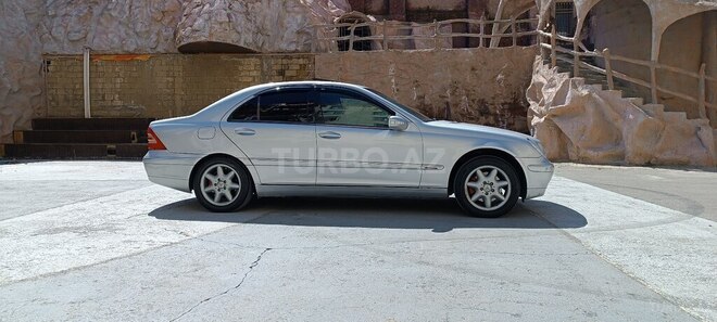Mercedes C 240 2001, 233,303 km - 2.4 l - Bakı