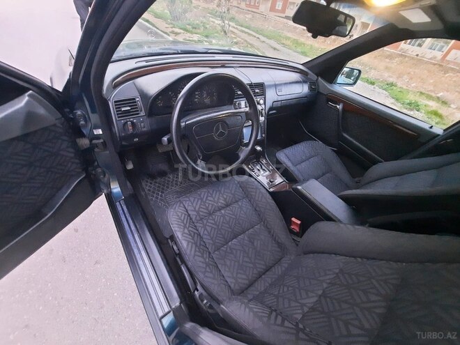 Mercedes C 220 1995, 286,050 km - 2.2 l - Bakı
