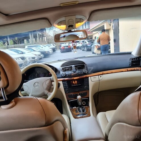 Mercedes E 240 2005, 421,000 km - 2.4 l - Bakı
