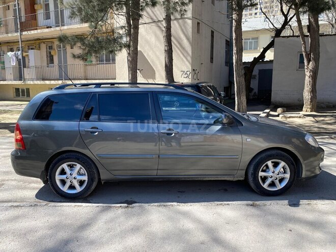 Toyota Corolla 2006, 210,000 km - 1.4 l - Bakı