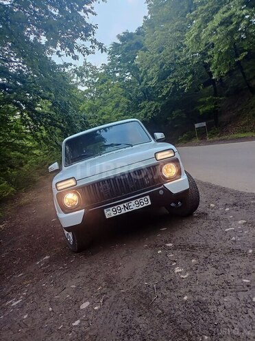 LADA (VAZ) Niva 2009, 152,300 km - 1.7 л - Yardımlı