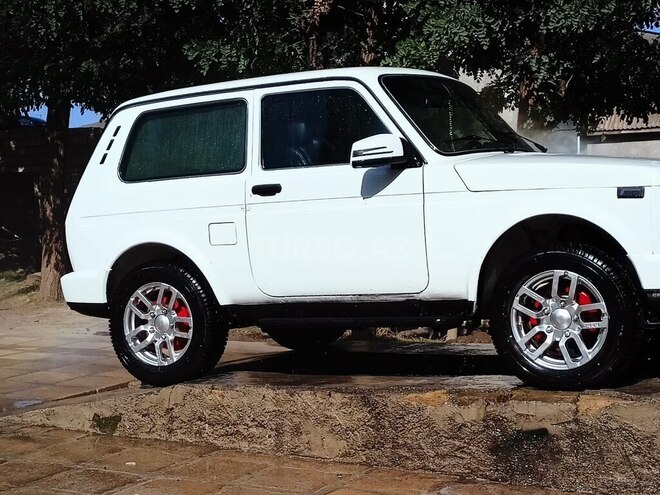 LADA (VAZ) Niva 2009, 152,300 km - 1.7 л - Yardımlı