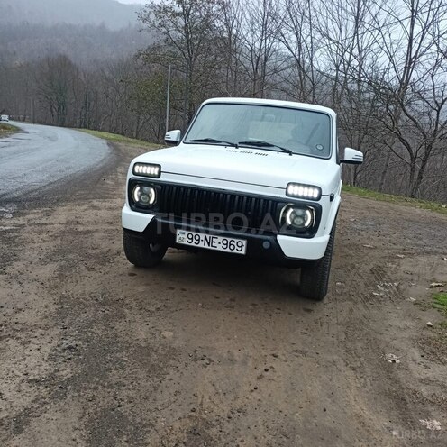 LADA (VAZ) Niva 2009, 152,300 km - 1.7 л - Yardımlı