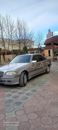 Mercedes C 180 1996, 240,000 km - 1.8 л - Quba