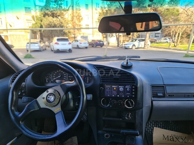 BMW 318 1994, 358,000 km - 1.8 l - Bakı